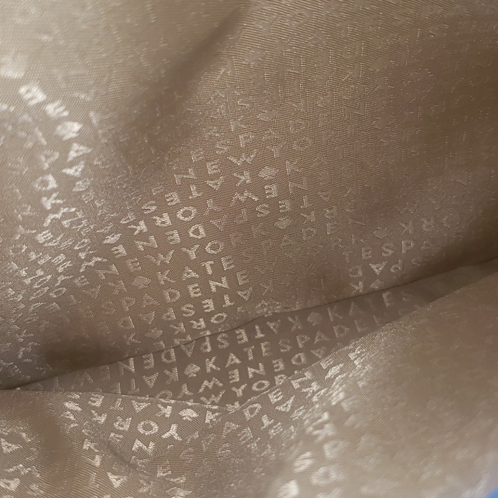 Tote - Picture 6 of 12